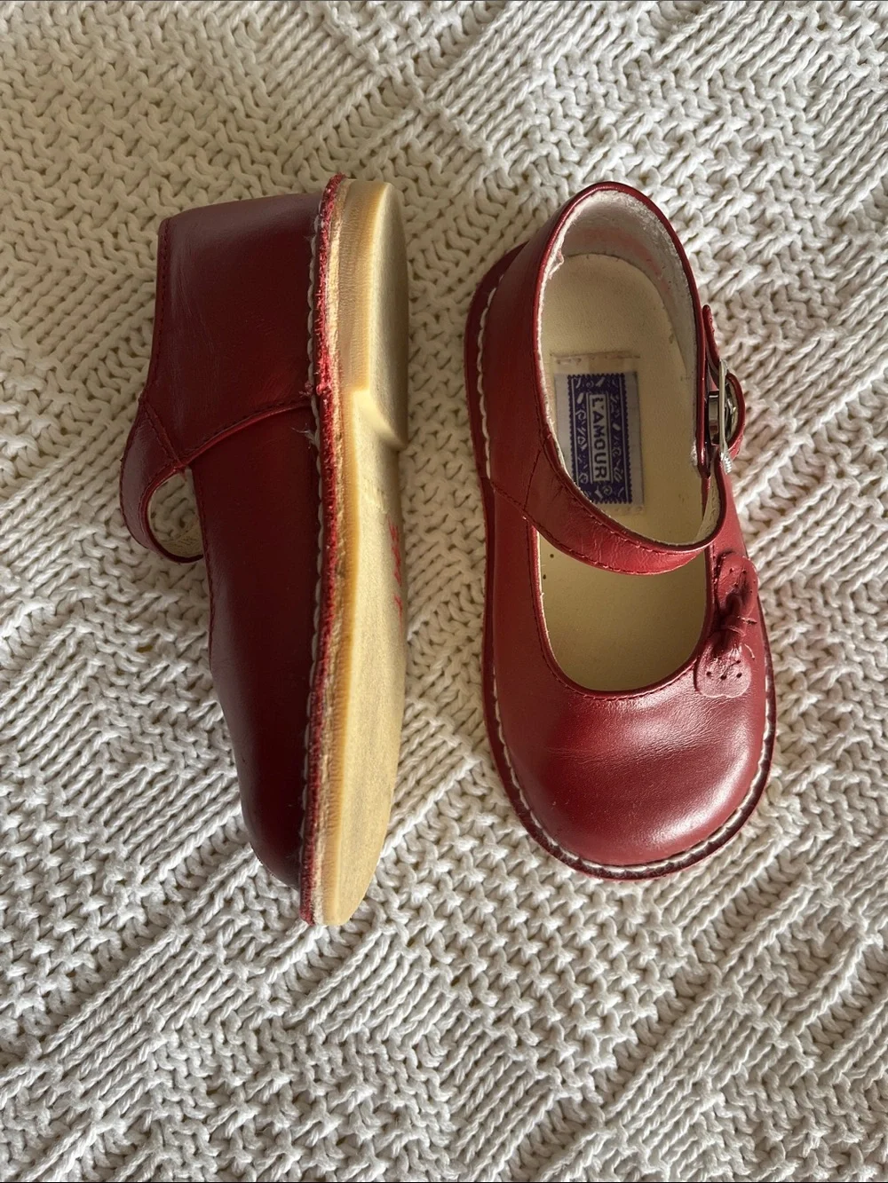 L'AMOUR Mary Jane Flat in Red
